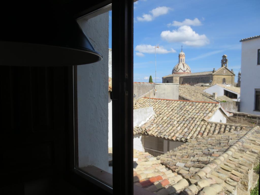 Apartamentos Turisticos El Losal Úbeda Eksteriør billede