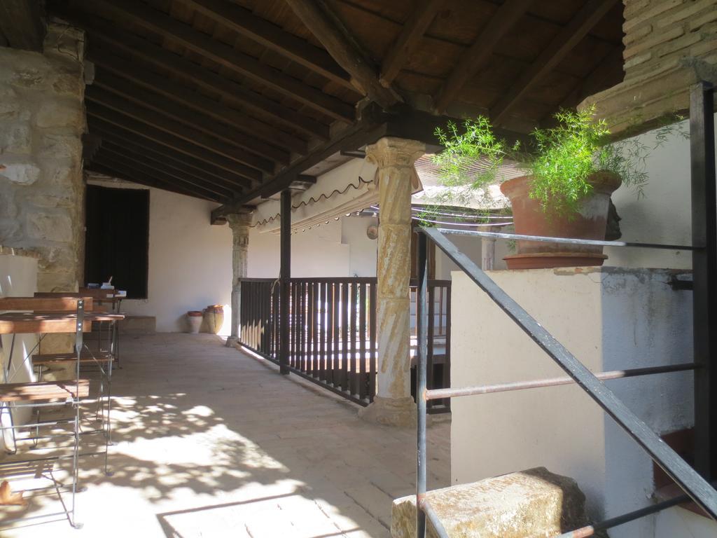 Apartamentos Turisticos El Losal Úbeda Eksteriør billede